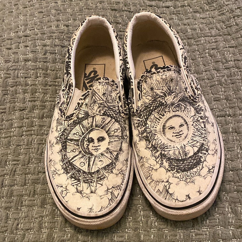 Vans slide on sneakers